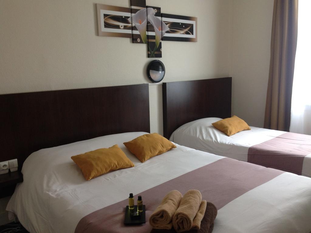 Hotel De La Paix Caen Phòng bức ảnh