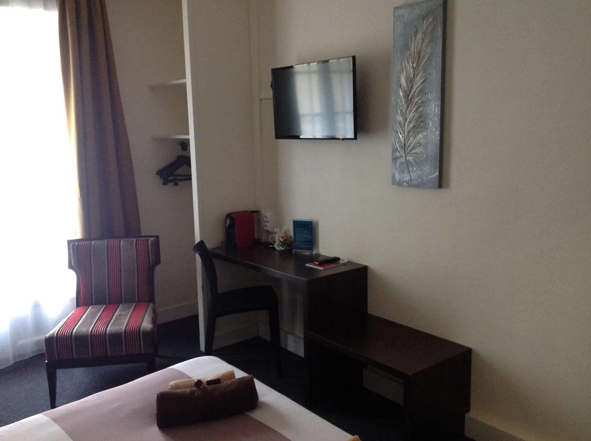 Hotel De La Paix Caen Ngoại thất bức ảnh