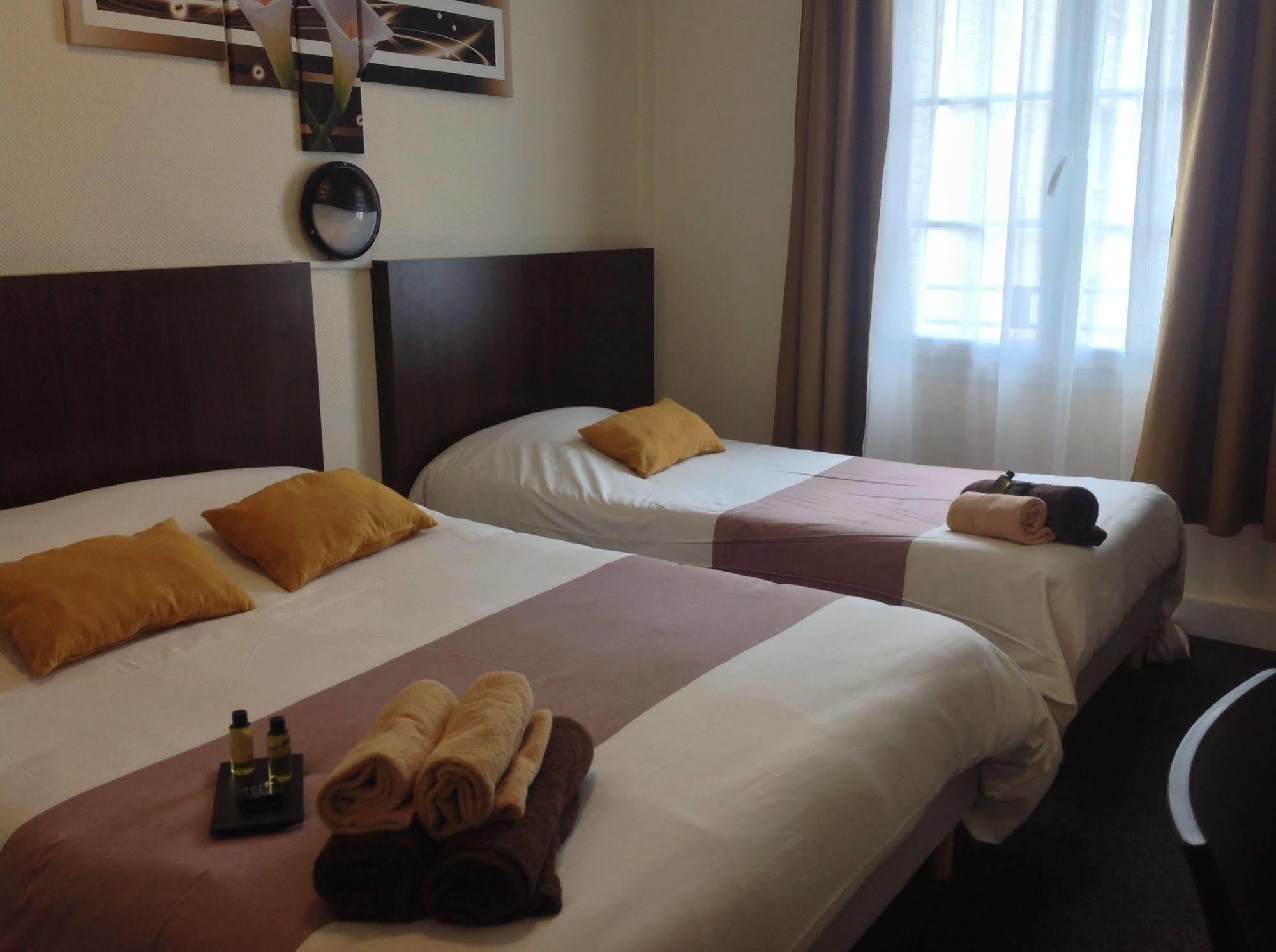 Hotel De La Paix Caen Ngoại thất bức ảnh
