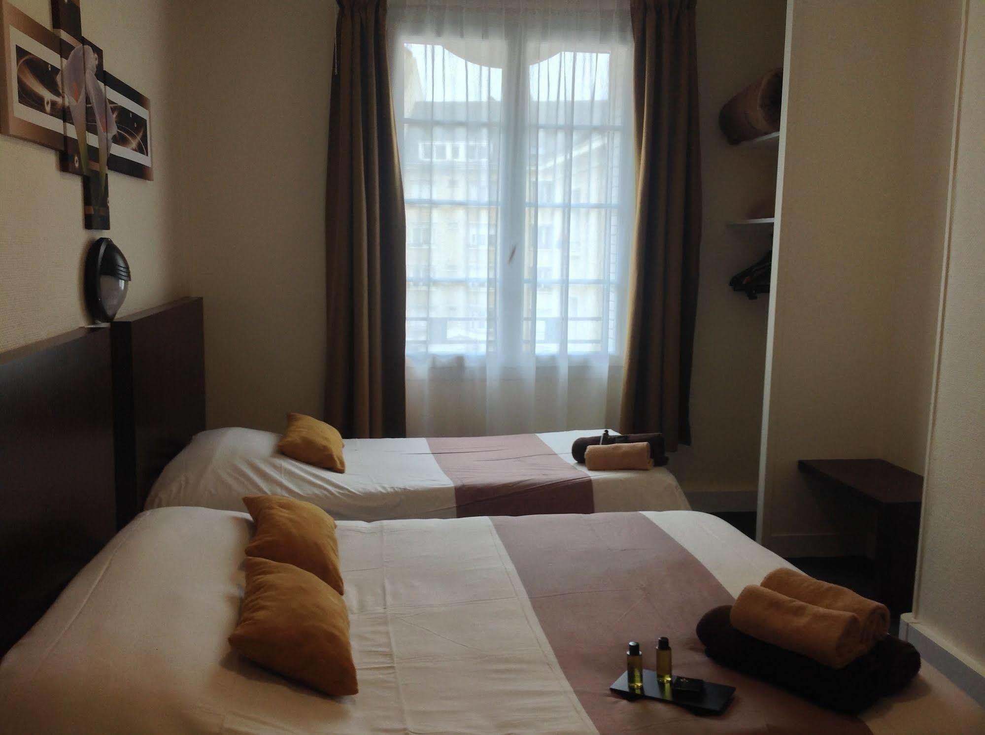 Hotel De La Paix Caen Ngoại thất bức ảnh